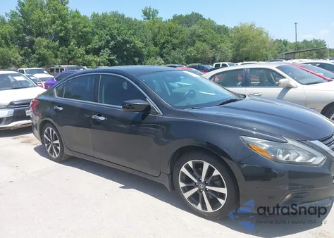2017 Nissan Altima 2.5 Sr z USA, uszkodzony, nr VIN 1N4AL3AP0HN310646